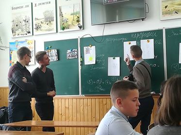 Студенти Петрас Д. та Костюк І. проводять Що Де Коли на тему Реформація в Європі.